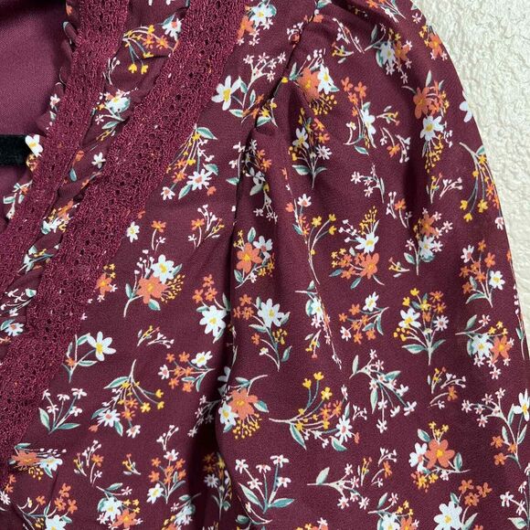 Planet Heart Juniors' Crochet-Trimmed Surplice Tiered Top Windsor Wine size S - Picture 11 of 16